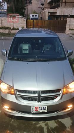 دودج جراند كارافان